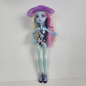 Monster High Abbey Bominable Skull Shores Doll w/ Outfit No Stand